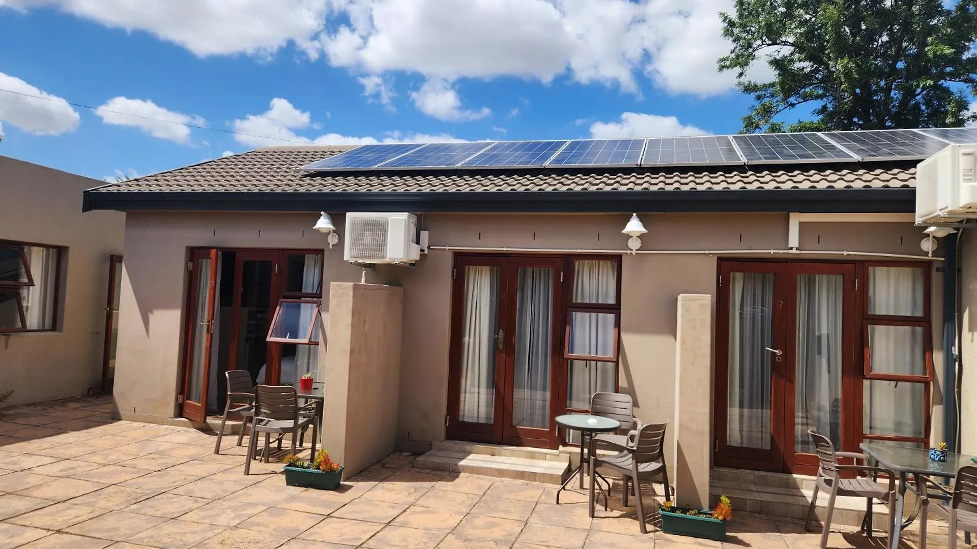 Gasthof Dilisca Guesthouse Durbanville